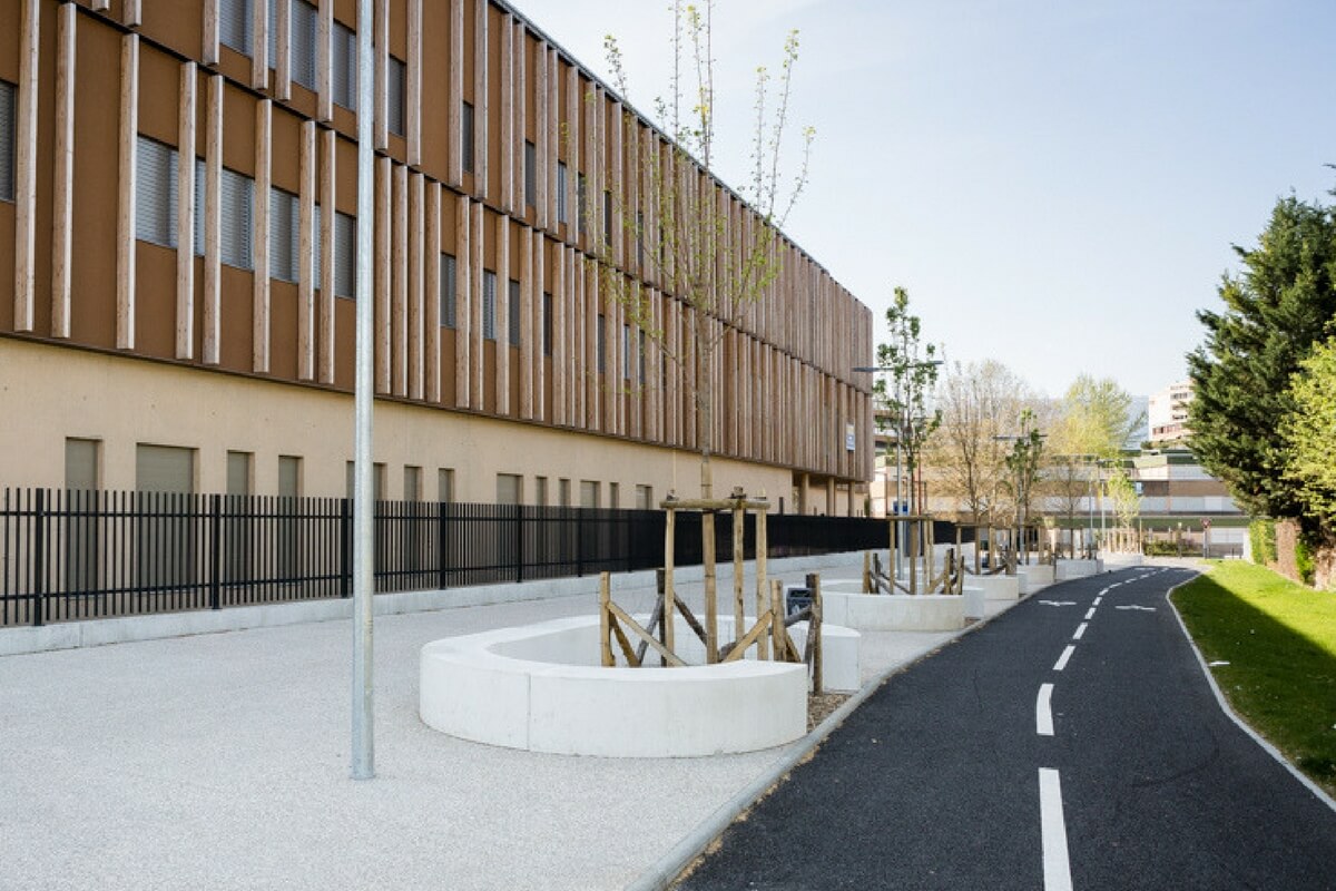 Eybens - Collège les Saules - Aménagement urbain