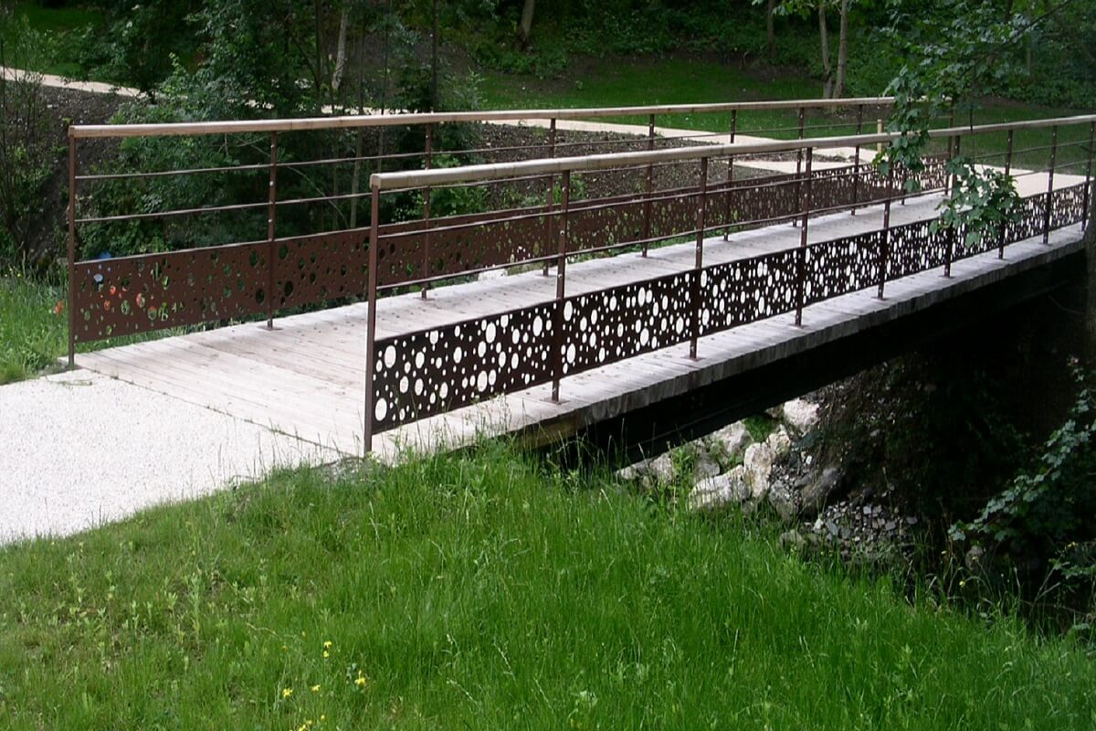 LA MURE Bord de Jonche Passerelle