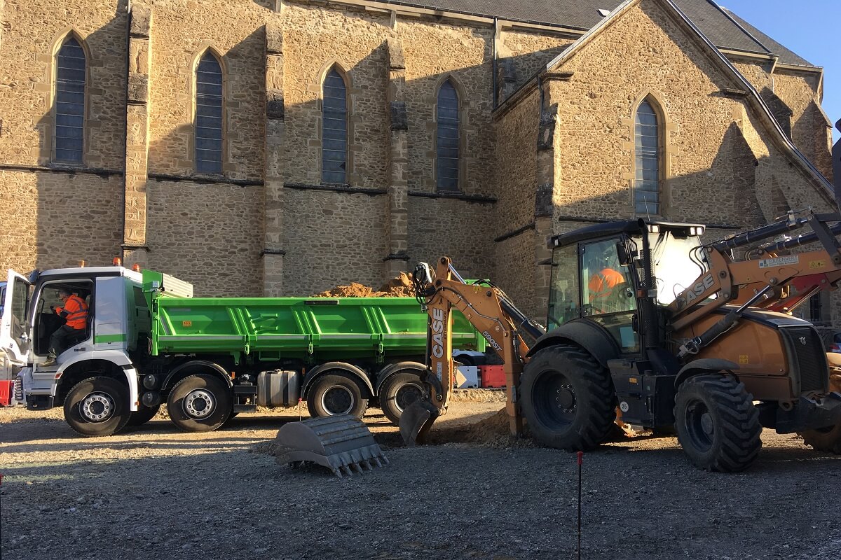 VARACIEUX Aménagement place du village