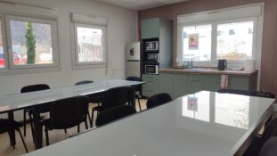 Toutenvert - Réfectoire -Agence Veurey-Voroize