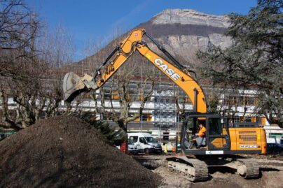 Toutenvert - Pelle sur chenilles